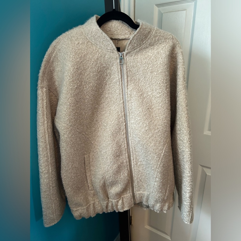 Zara zip up
